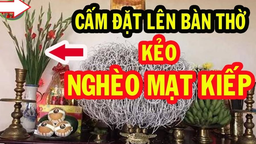 Những thứ không đặt dưới chân bàn thờ