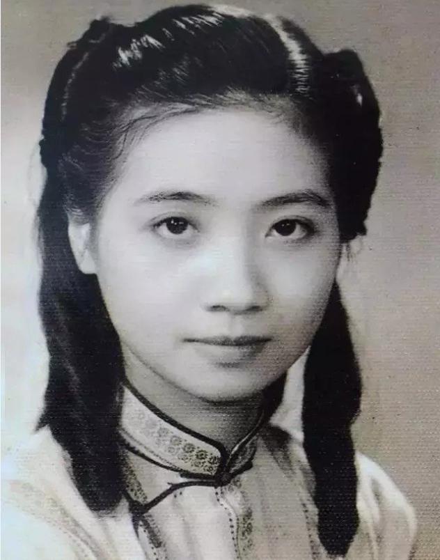 Bà Chu Nam Tôn lúc trẻ.