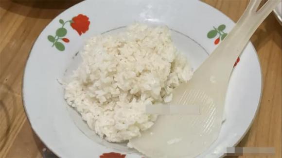 hâm cơm nguội, 